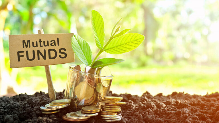 mutual-funds-or-share-market-the-right-way-of-investment